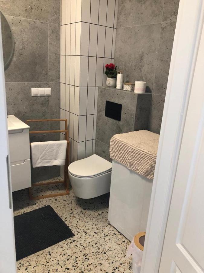 Apartment Pileckiego Airport Modlin 24 H *
